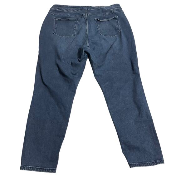 Ava & Viv Womens Jeans Size 16W Mid Rise Skinny Pull On Denim Jeans Dark Wash - Picture 2 of 10